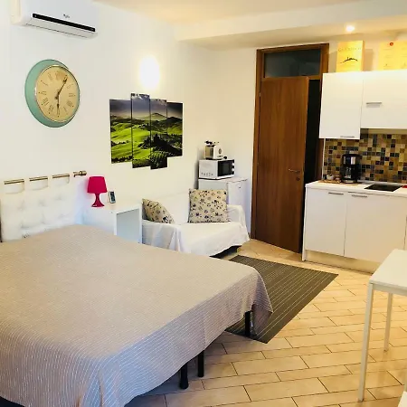 La Dolce With Free Private Parking Apartment *
