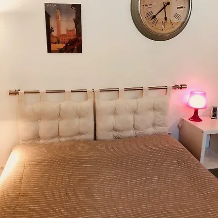 Apartment La Dolce With Free Private Parking Siena